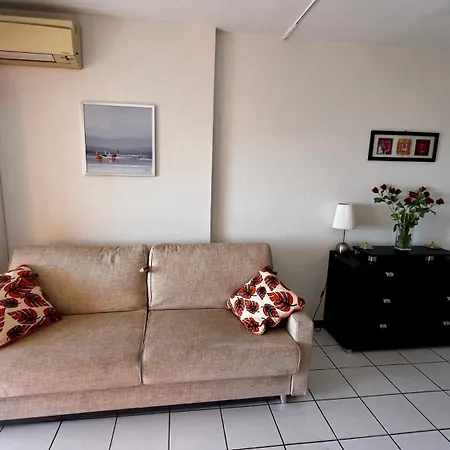 아파트 Grand 28m2 Terrasse Vue 180 - Plein Sud - Piscine - Clim - Parking 르 라방두