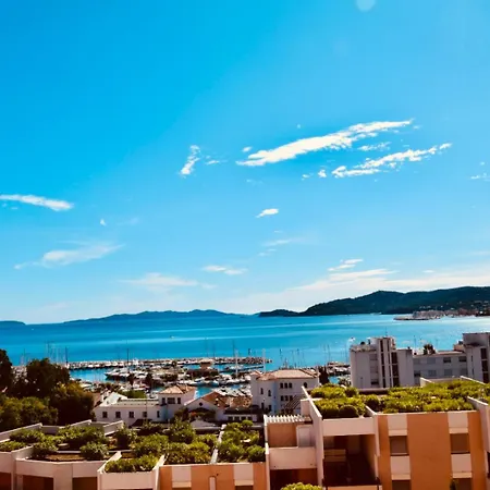 Grand 28m2 Terrasse Vue 180 - Plein Sud - Piscine - Clim - Parking Le Lavandou